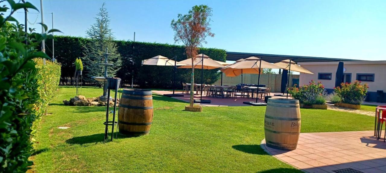 Nuevo Zenit Calahorra Hotell Exteriör bild