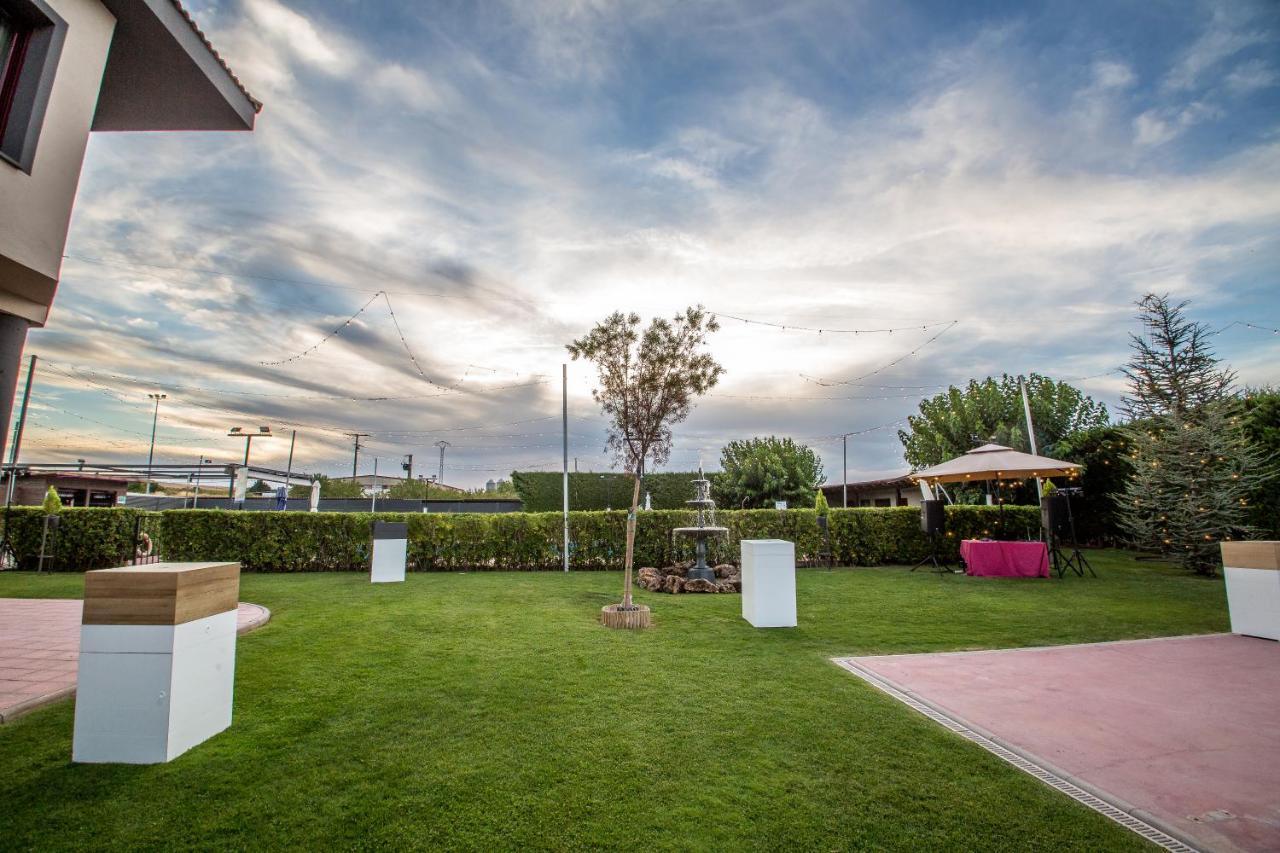 Nuevo Zenit Calahorra Hotell Exteriör bild