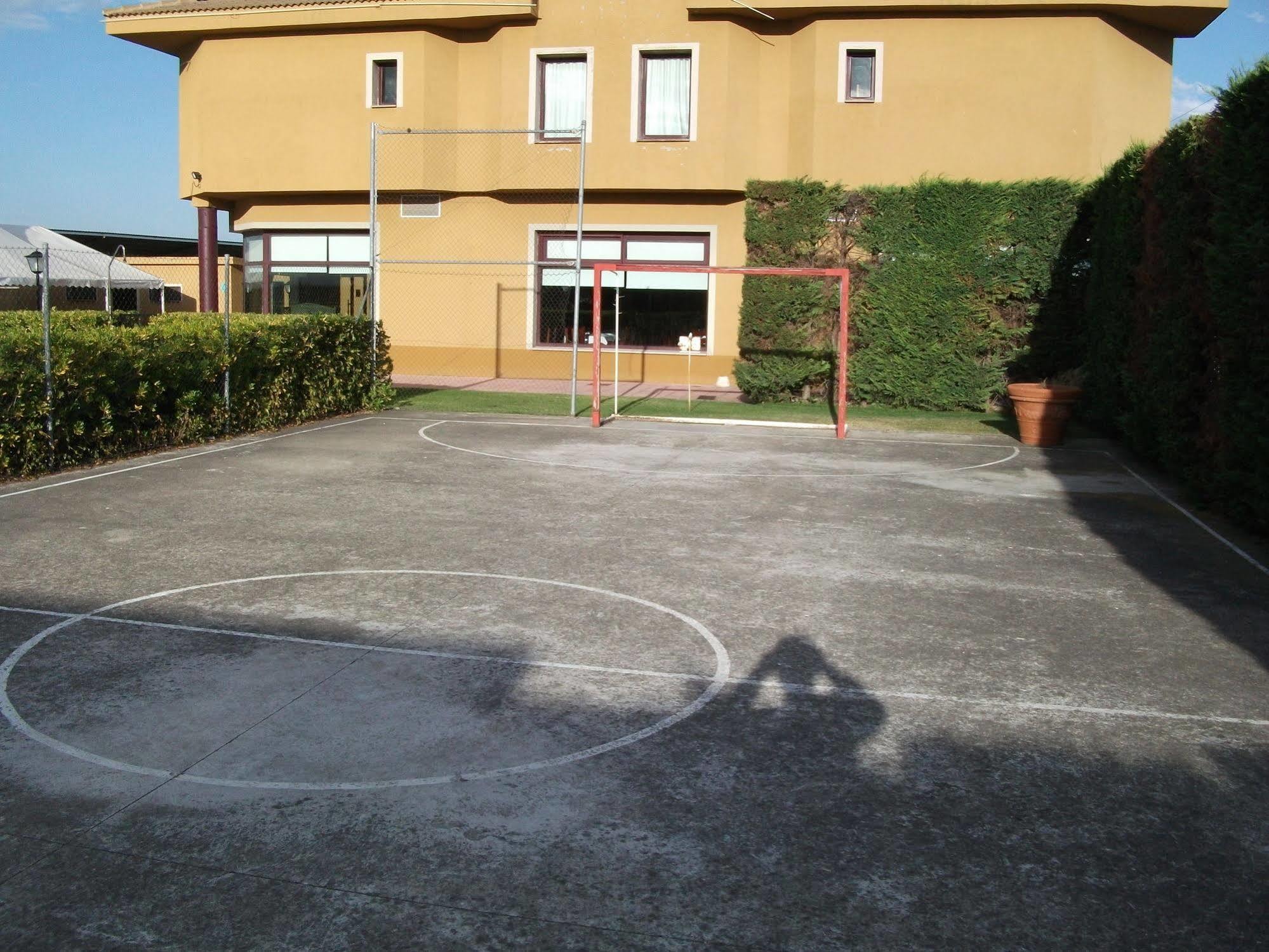 Nuevo Zenit Calahorra Hotell Exteriör bild